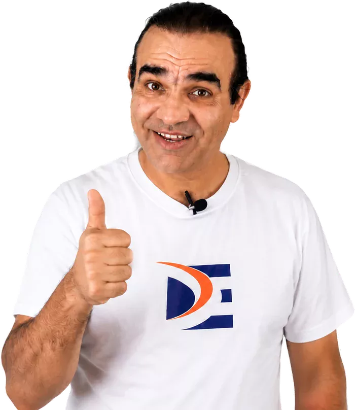 thePTE trainer giving a thumbs up